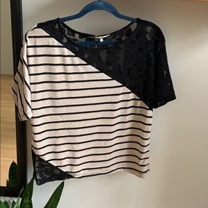 Mixed media T-shirt : lace and stripes